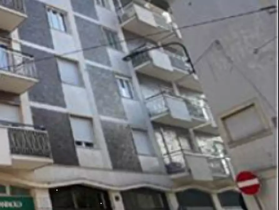 Immagine 1 di Garage in vendita  in Via Paulucci di Calboli Fulcieri a Milano