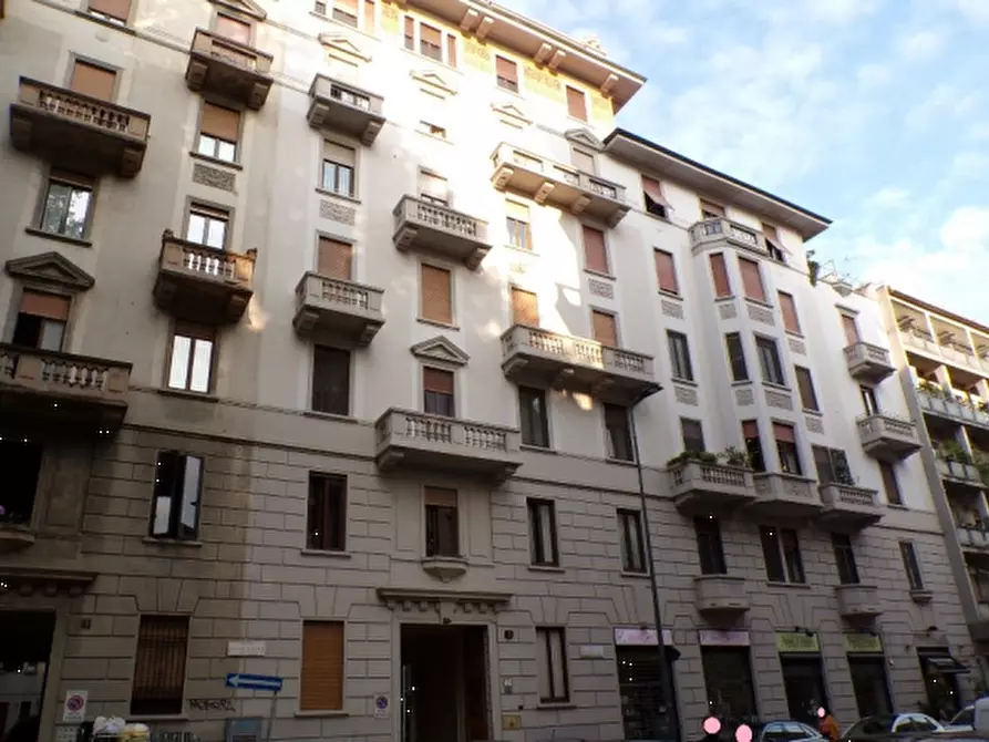 Immagine 1 di Appartamento in vendita  in Piazza Giuseppe Grandi a Milano