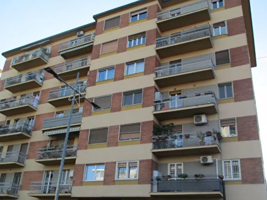 Immagine 1 di Laboratorio in vendita  in Via Cesare Battisti  a San Donato Milanese