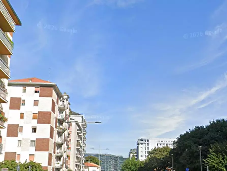 Immagine 13 di Laboratorio in vendita  in Via Cesare Battisti  a San Donato Milanese