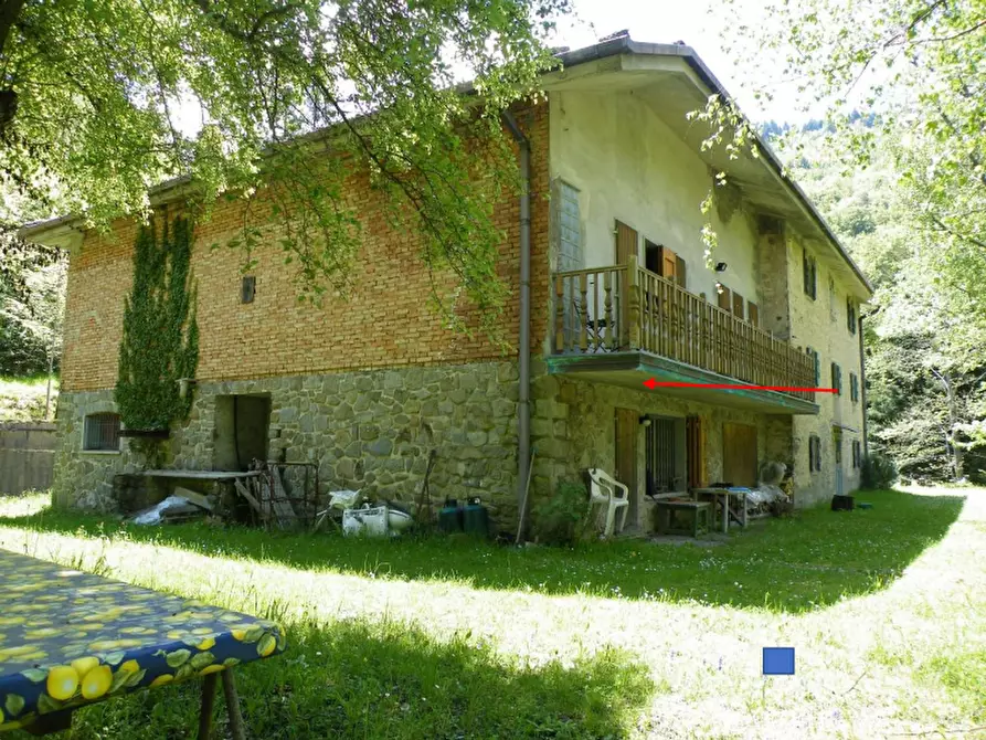 Immagine 1 di Porzione di casa in vendita  in via Caduti di Cà Berna a Lizzano In Belvedere
