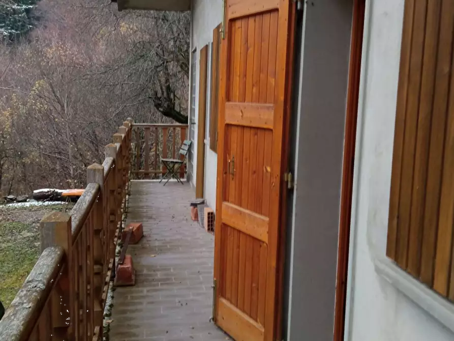 Immagine 4 di Porzione di casa in vendita  in via Caduti di Cà Berna a Lizzano In Belvedere