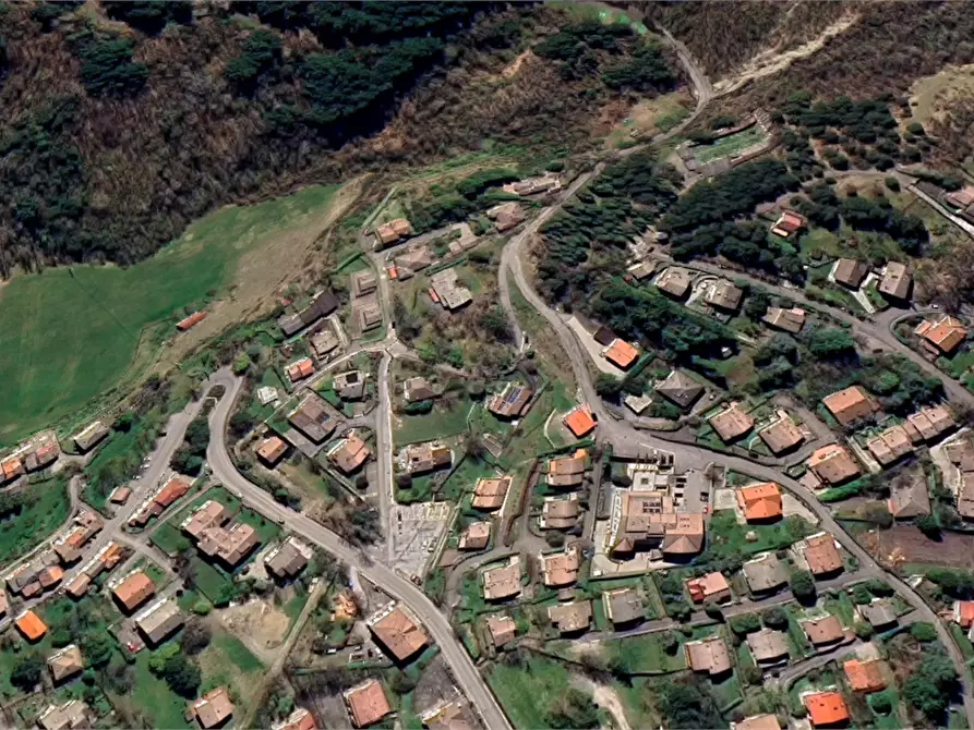 Immagine 9 di Porzione di casa in vendita  in via Caduti di Cà Berna a Lizzano In Belvedere