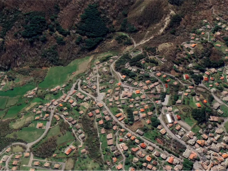 Immagine 10 di Porzione di casa in vendita  in via Caduti di Cà Berna a Lizzano In Belvedere