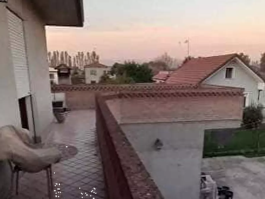 Immagine 2 di Appartamento in vendita  in Via A. Benetti a Taglio Di Po