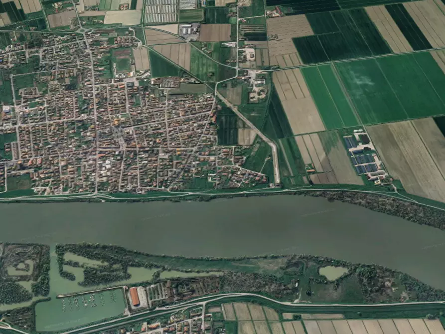 Immagine 10 di Appartamento in vendita  in Via A. Benetti a Taglio Di Po