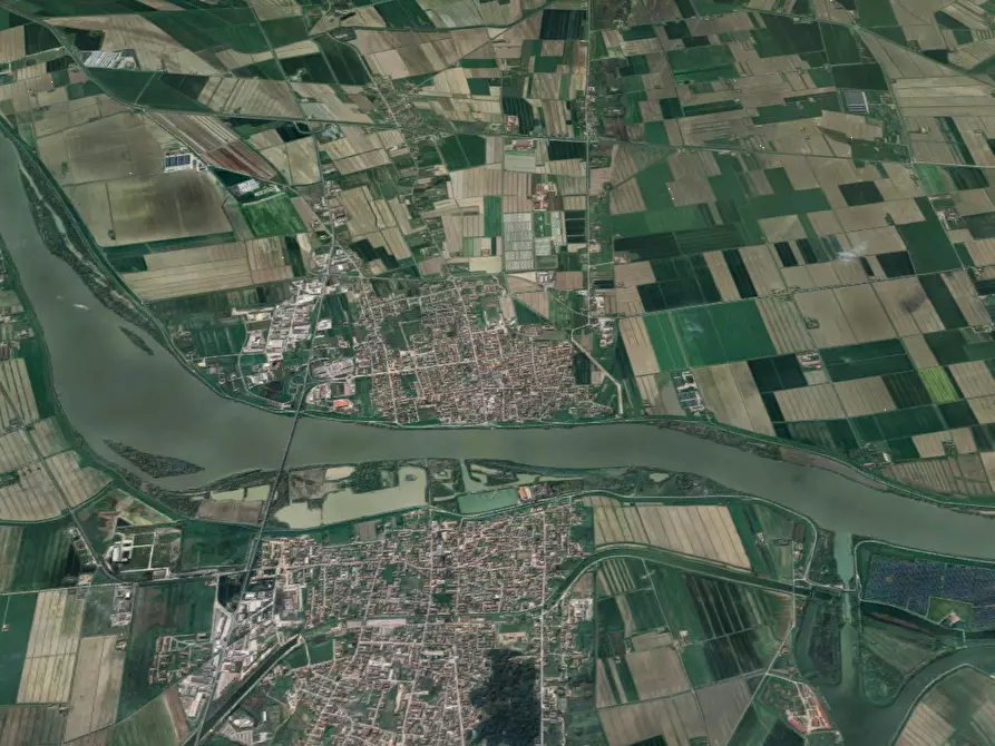 Immagine 13 di Appartamento in vendita  in Via A. Benetti a Taglio Di Po