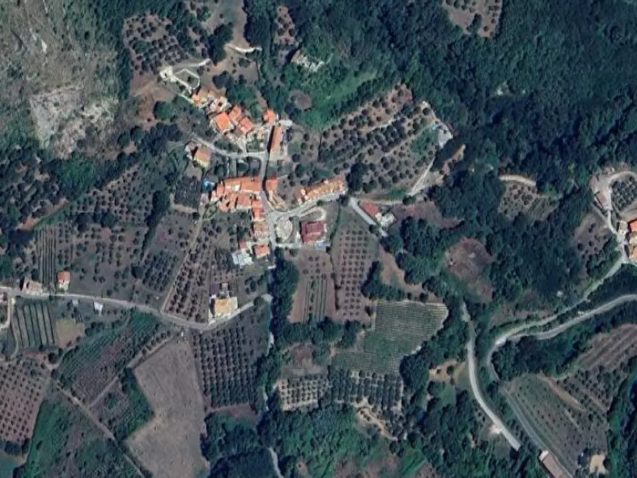 Immagine 4 di Porzione di casa in vendita  in Via Mieli a Galluccio