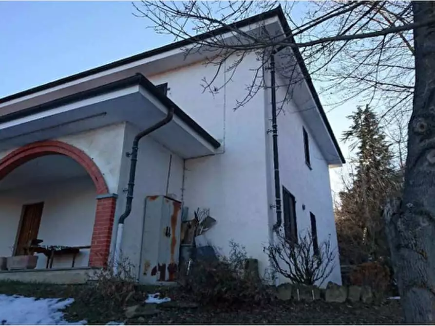 Immagine 8 di Villa in vendita  in Via Villaretti a Torre Bormida