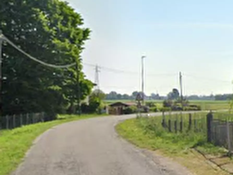 Immagine 5 di Porzione di casa in vendita  in Via Argine Vegri a Castelmassa