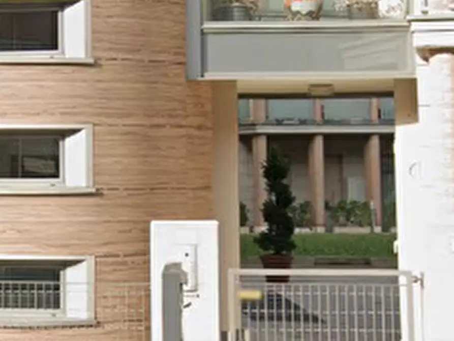 Immagine 11 di Appartamento in vendita  in Via L. A. Muratori  a Carpi