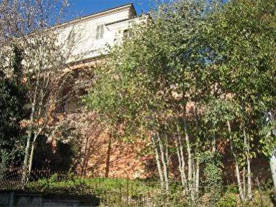 Immagine 13 di Castello in vendita  in Via Cavour a Pocapaglia