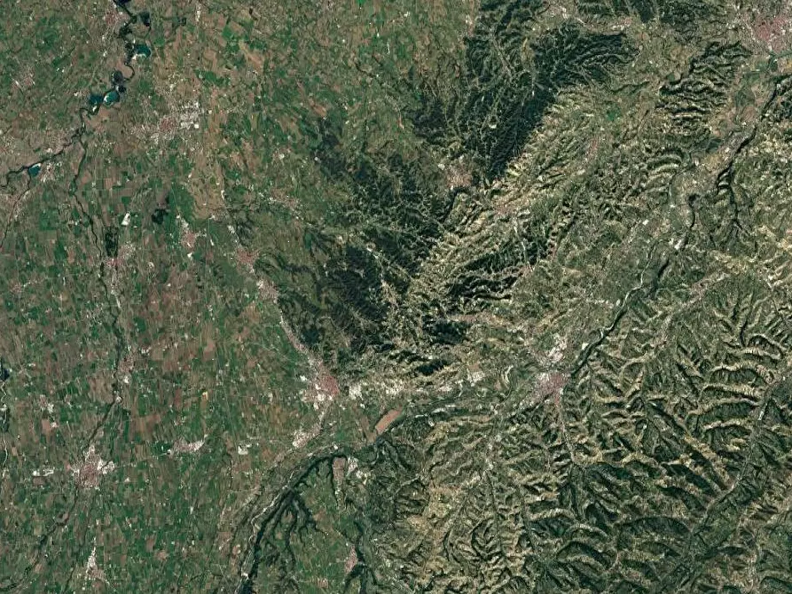 Immagine 18 di Castello in vendita  in Via Cavour a Pocapaglia