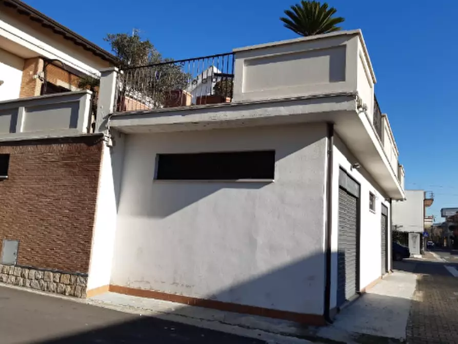 Immagine 3 di Negozio in vendita  in Via Acquaro a San Cipriano D'aversa