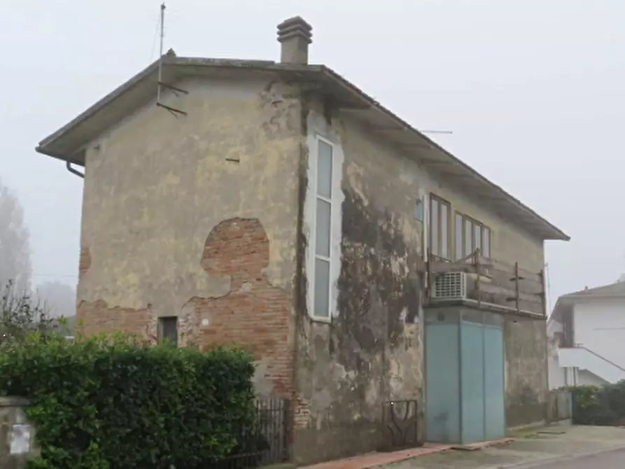 Immagine 10 di Casa indipendente in vendita  in Via Roma a Frassinelle Polesine