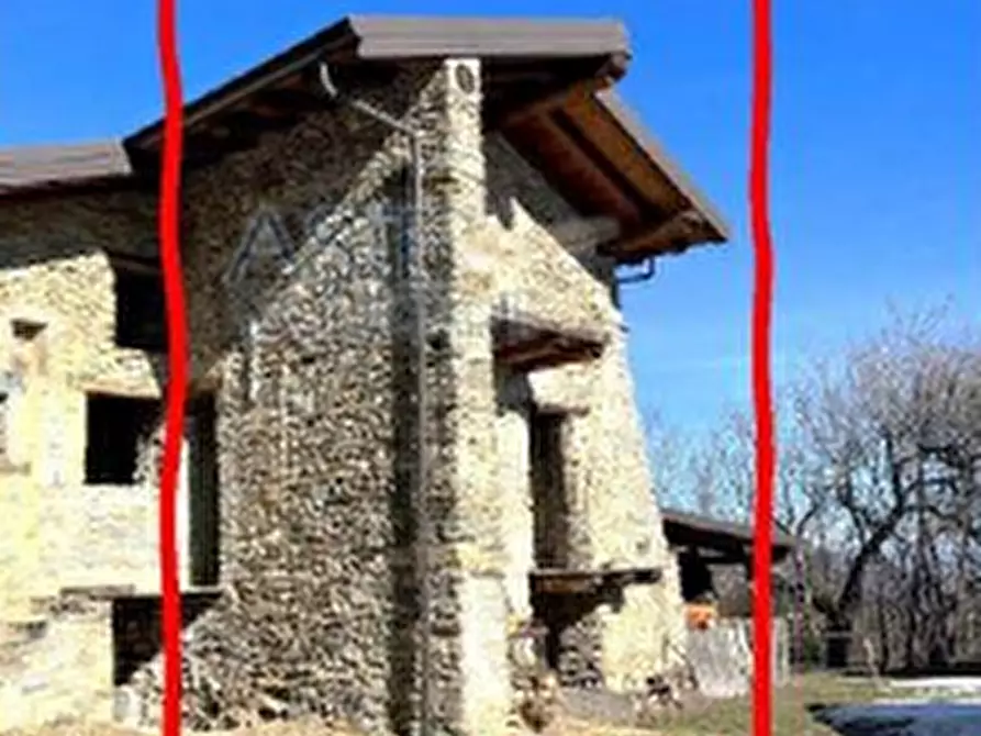 Immagine 3 di Casa indipendente in vendita  in Località Casale Collino a Venasca