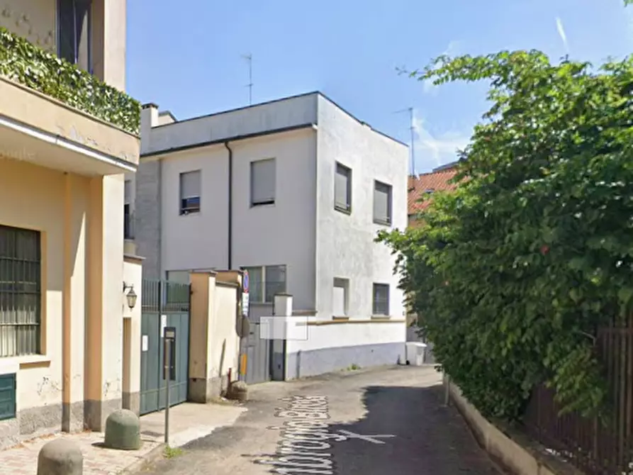 Immagine 17 di Appartamento in vendita  in Via Ambrogio Binda a Milano