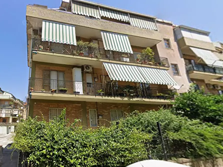 Immagine 1 di Appartamento in vendita  in Via Giacomo Leopardi a Caserta