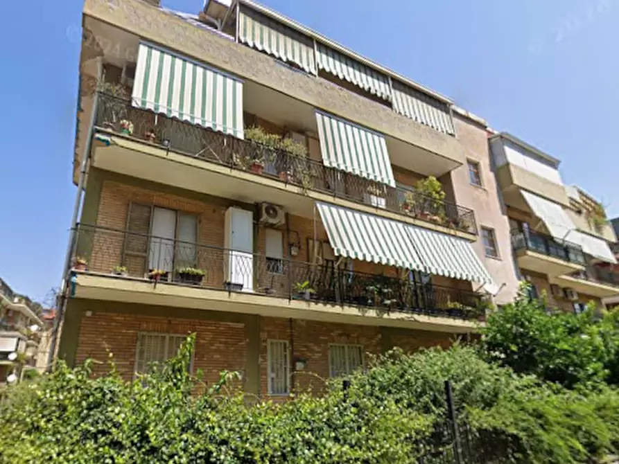 Immagine 13 di Appartamento in vendita  in Via Giacomo Leopardi a Caserta