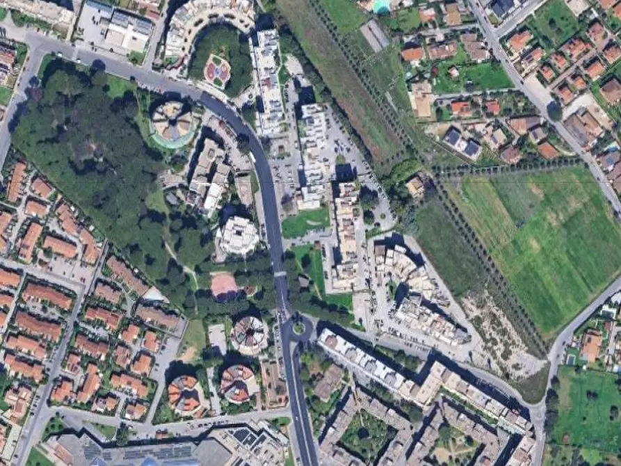 Immagine 2 di Posto auto in vendita  in Viale Europa a Anzio