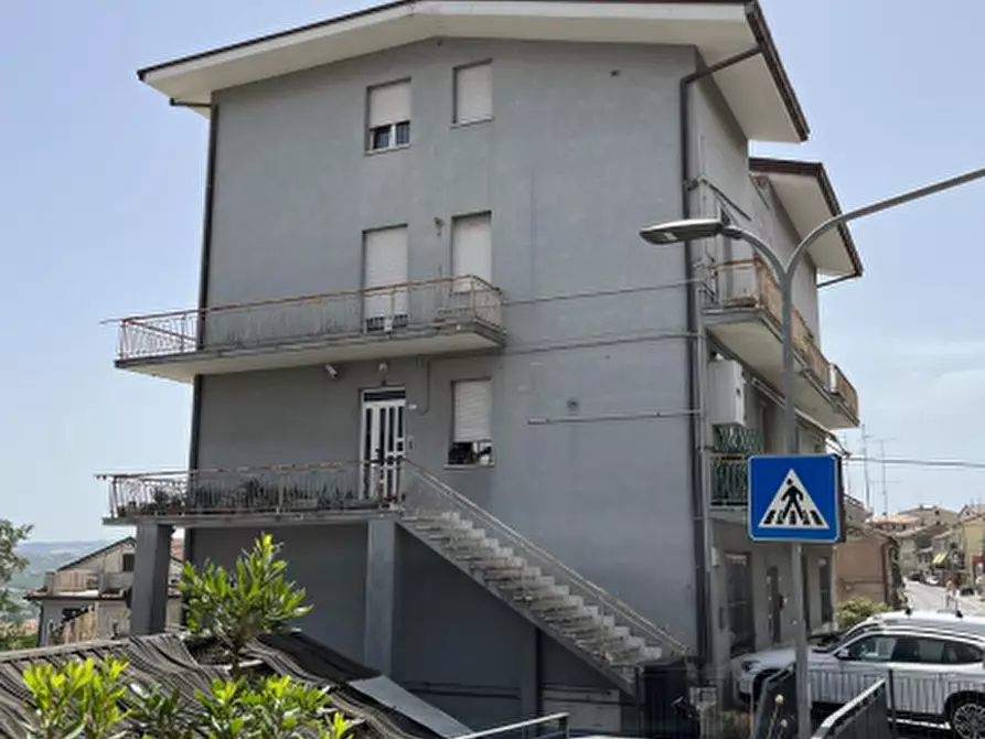Immagine 2 di Appartamento in vendita  in via Incancellata a Monte Urano