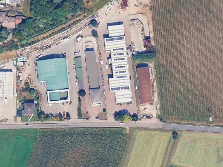 Immagine 4 di Magazzino in vendita  in Via Sacco a Pescantina