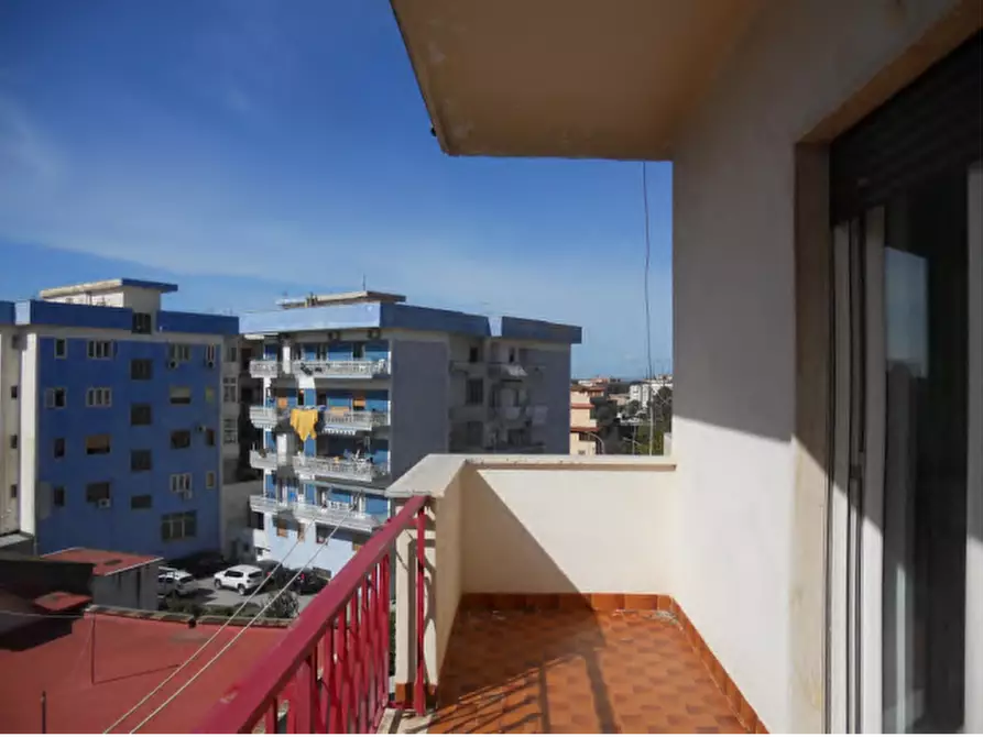 Immagine 1 di Appartamento in vendita  in Via Gubbio a Mondragone