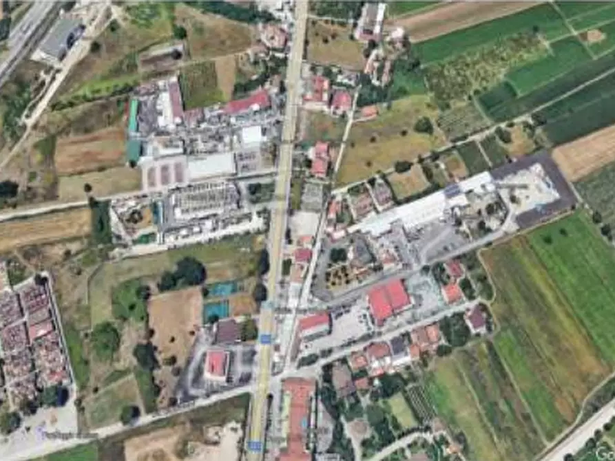 Immagine 10 di Appartamento in vendita  in Via Villa Vella a Capua