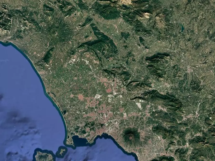 Immagine 14 di Appartamento in vendita  in Via Villa Vella a Capua