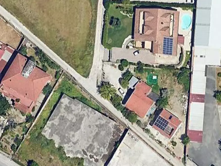 Immagine 24 di Appartamento in vendita  in Via Villa Vella a Capua