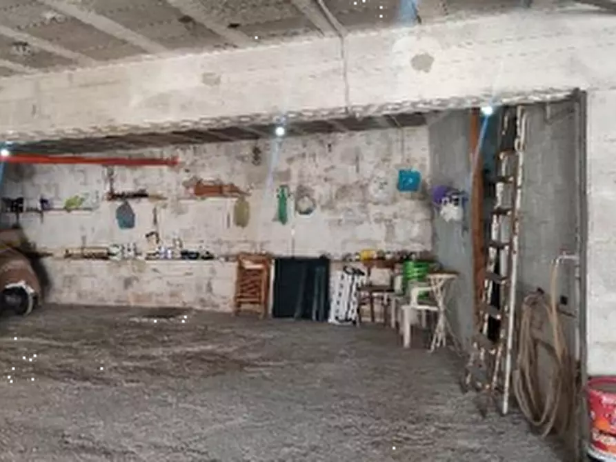 Immagine 12 di Appartamento in vendita  in Via Regina Elena a Bellona