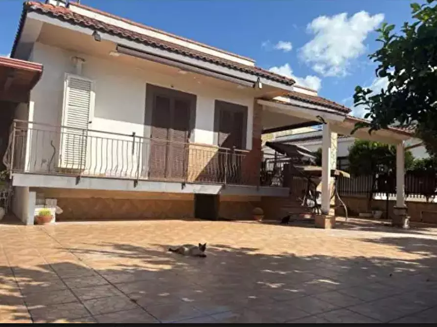 Immagine 1 di Casa indipendente in vendita  in Via S. Ruosi a Sessa Aurunca