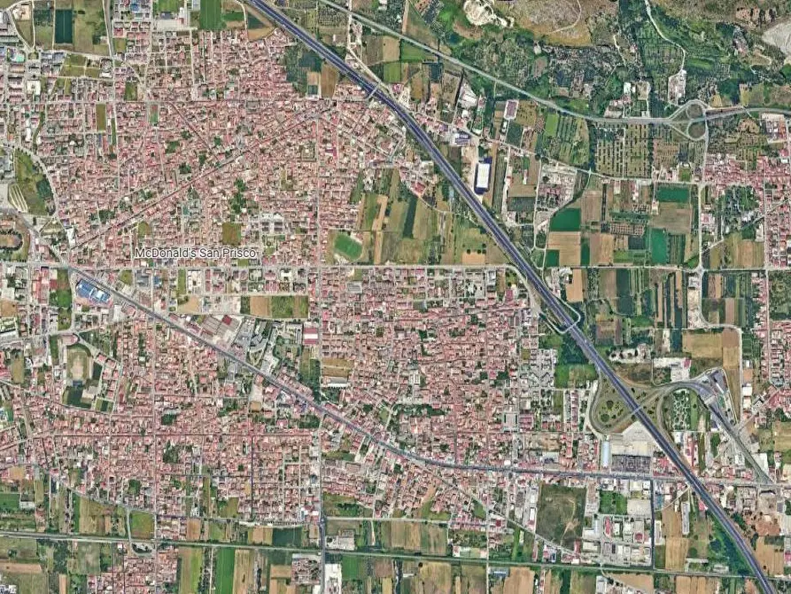 Immagine 10 di Stabile in vendita  in Via Quattro Novembre a Casapulla