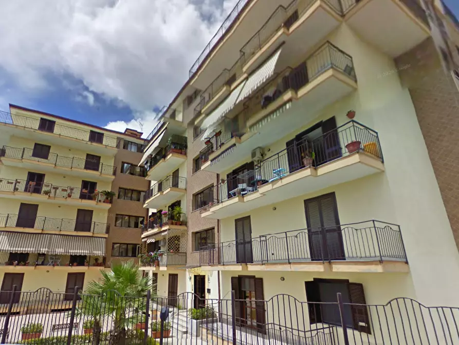 Immagine 3 di Appartamento in vendita  in Via Fausto Coppi a Orta Di Atella