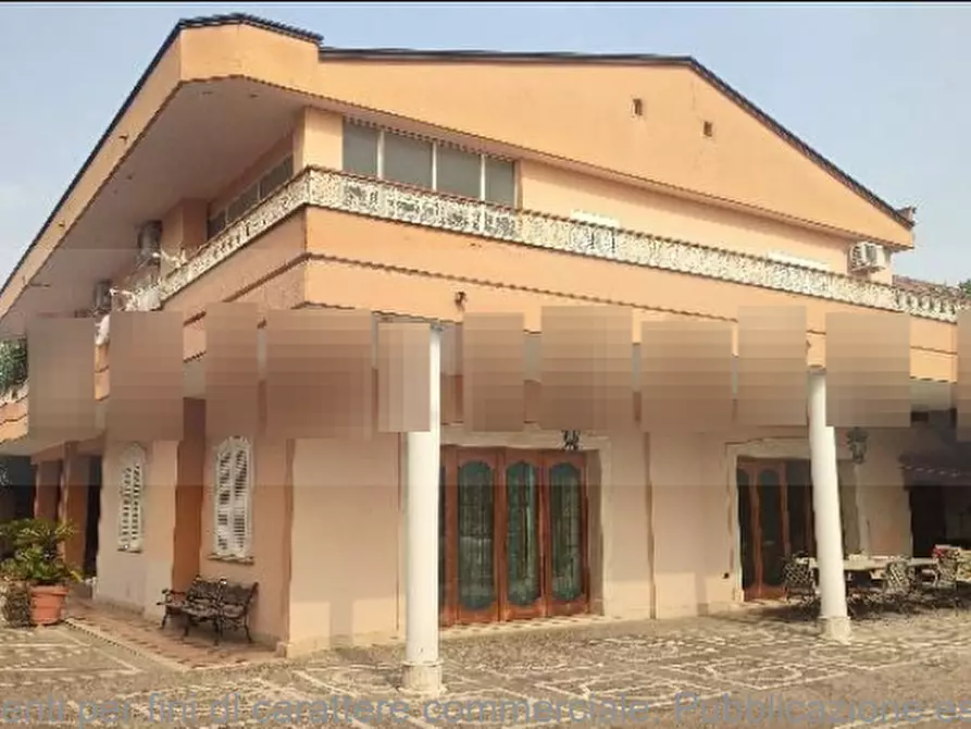 Immagine 1 di Casa indipendente in vendita  in Corso Dante Alighieri a Casal Di Principe