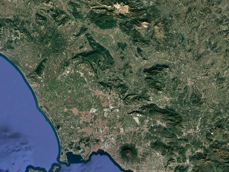 Immagine 10 di Terreno agricolo in vendita  in Via Masseria Chiusa a Caianello