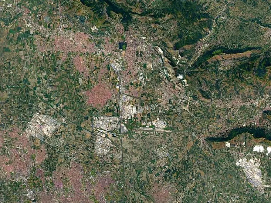 Immagine 12 di Terreno agricolo in vendita  in Via Masseria Chiusa a Caianello