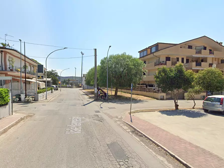 Immagine 9 di Appartamento in vendita  in Viale Kennedy a Vitulazio