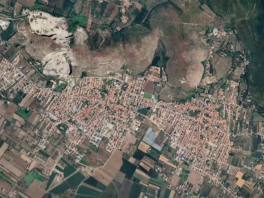 Immagine 14 di Appartamento in vendita  in Viale Kennedy a Vitulazio