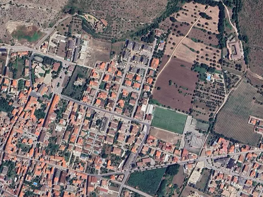 Immagine 16 di Appartamento in vendita  in Viale Kennedy a Vitulazio