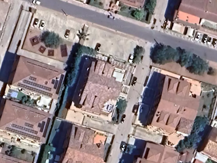 Immagine 19 di Appartamento in vendita  in Viale Kennedy a Vitulazio