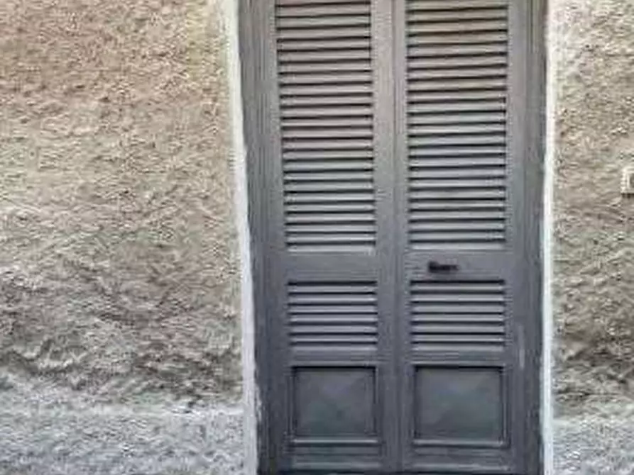 Immagine 3 di Villetta a schiera in vendita  in Via dei Giardini a Caserta