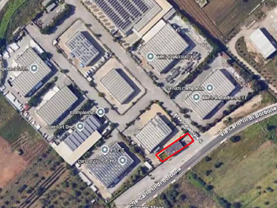 Immagine 2 di Negozio in vendita  in Viale Carlo III di Borbone a Valle Di Maddaloni