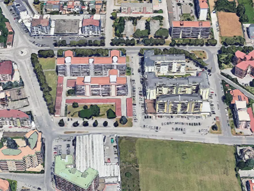 Immagine 7 di Ufficio in vendita  in Via Enrico De Nicola a Santa Maria Capua Vetere