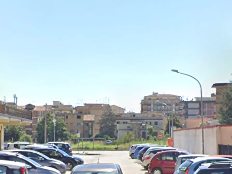 Immagine 12 di Ufficio in vendita  in Via Enrico De Nicola a Santa Maria Capua Vetere