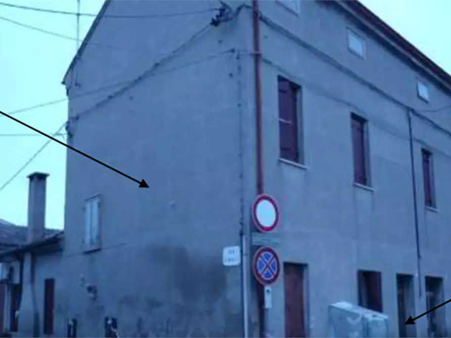 Immagine 1 di Porzione di casa in vendita  in Via Dante a Costa Di Rovigo