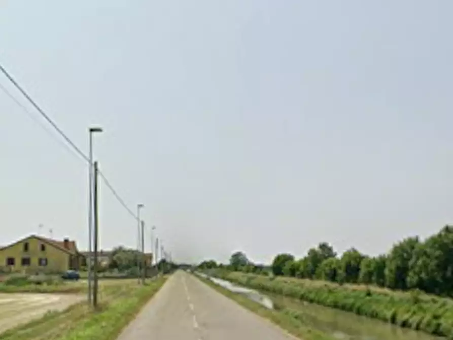 Immagine 12 di Terreno agricolo in vendita  in Via Risorgimento a Porto Tolle