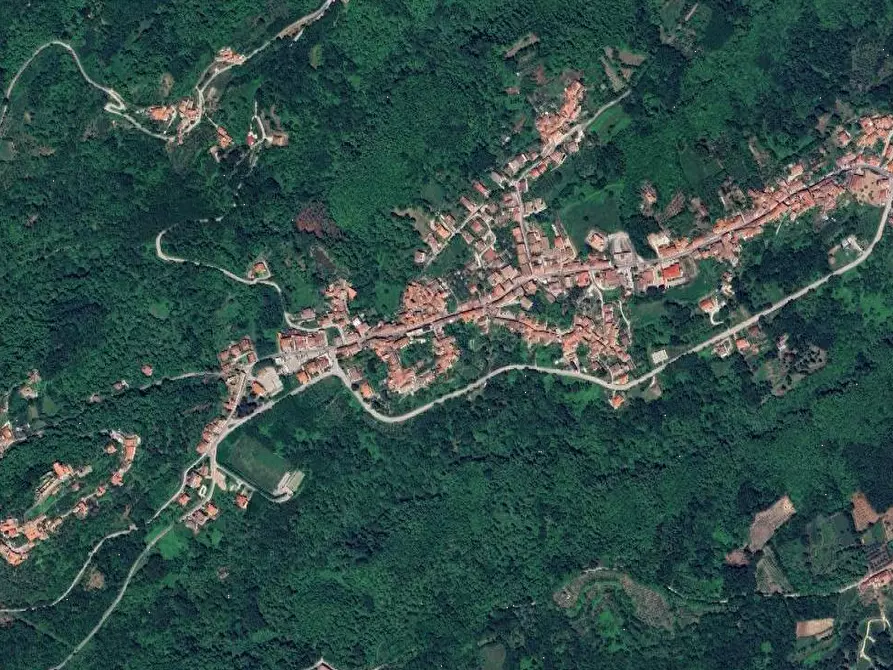 Immagine 13 di Appartamento in vendita  in Via Addessi a Marzano Appio