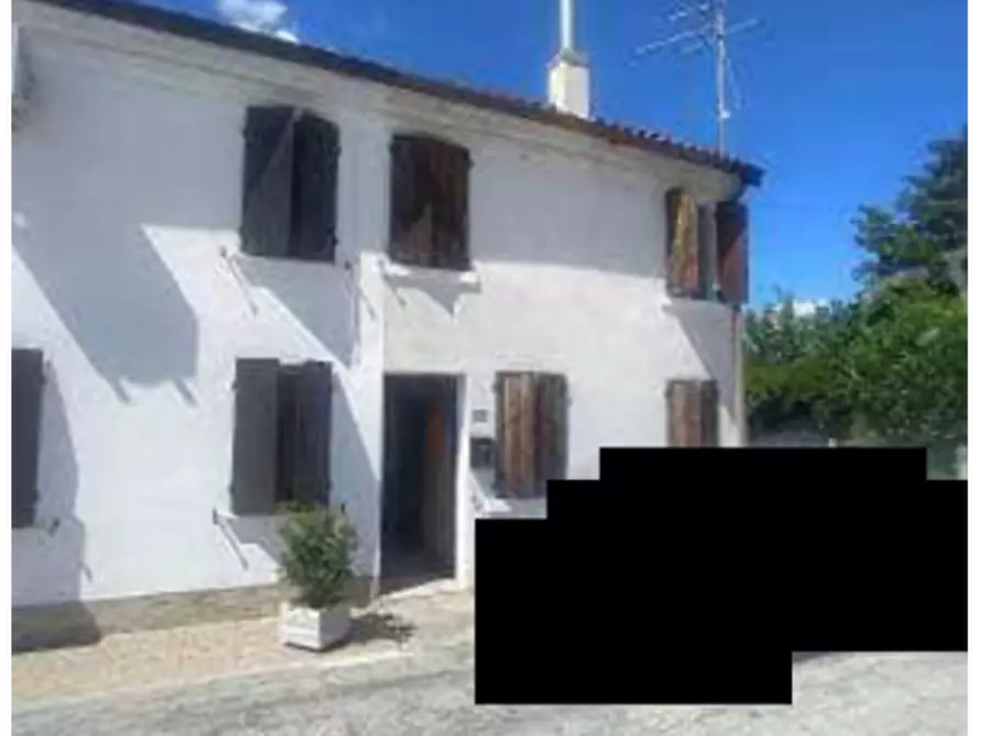 Immagine 1 di Casa indipendente in vendita  in Via I Maggio a Polesella