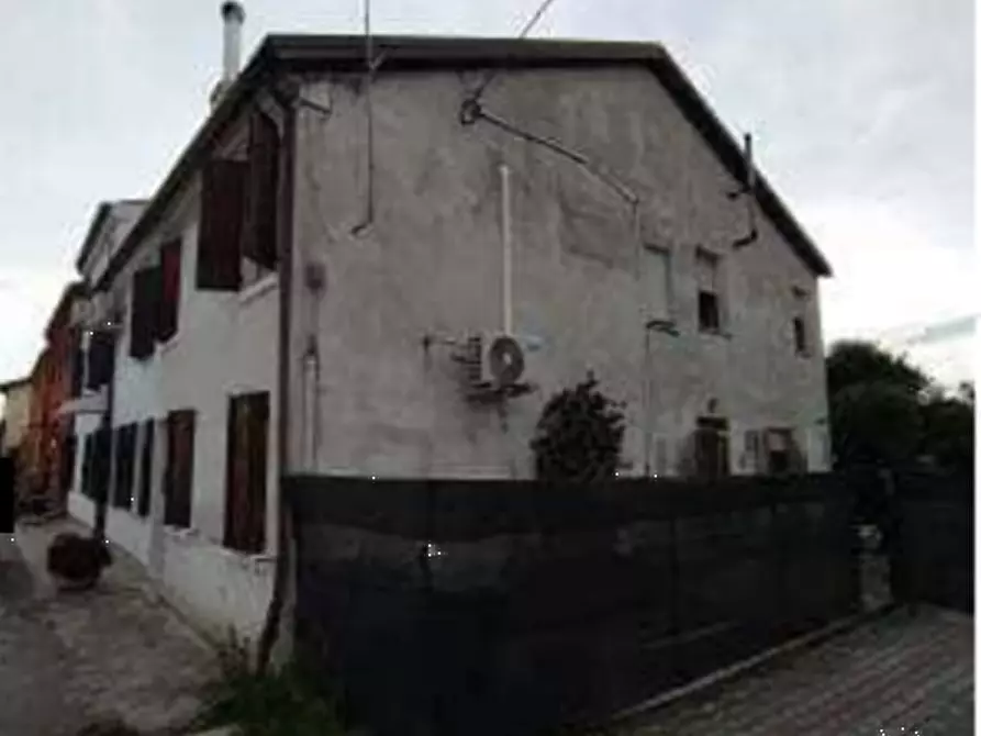 Immagine 4 di Casa indipendente in vendita  in Via I Maggio a Polesella